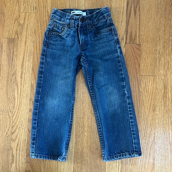 Levi’s 505 Medium Wash Jean Size 4 SLIM - Picture 1 of 8